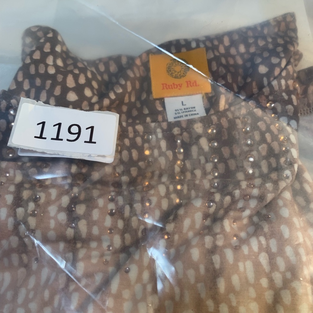 Ruby Rd. Beige Patterned Women's Blouse - image 9